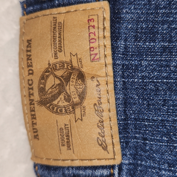 EDDIE BAUER EST.1920 WOMENS JEANS SIZE 4 PETITE No. 0223 - Picture 6 of 11